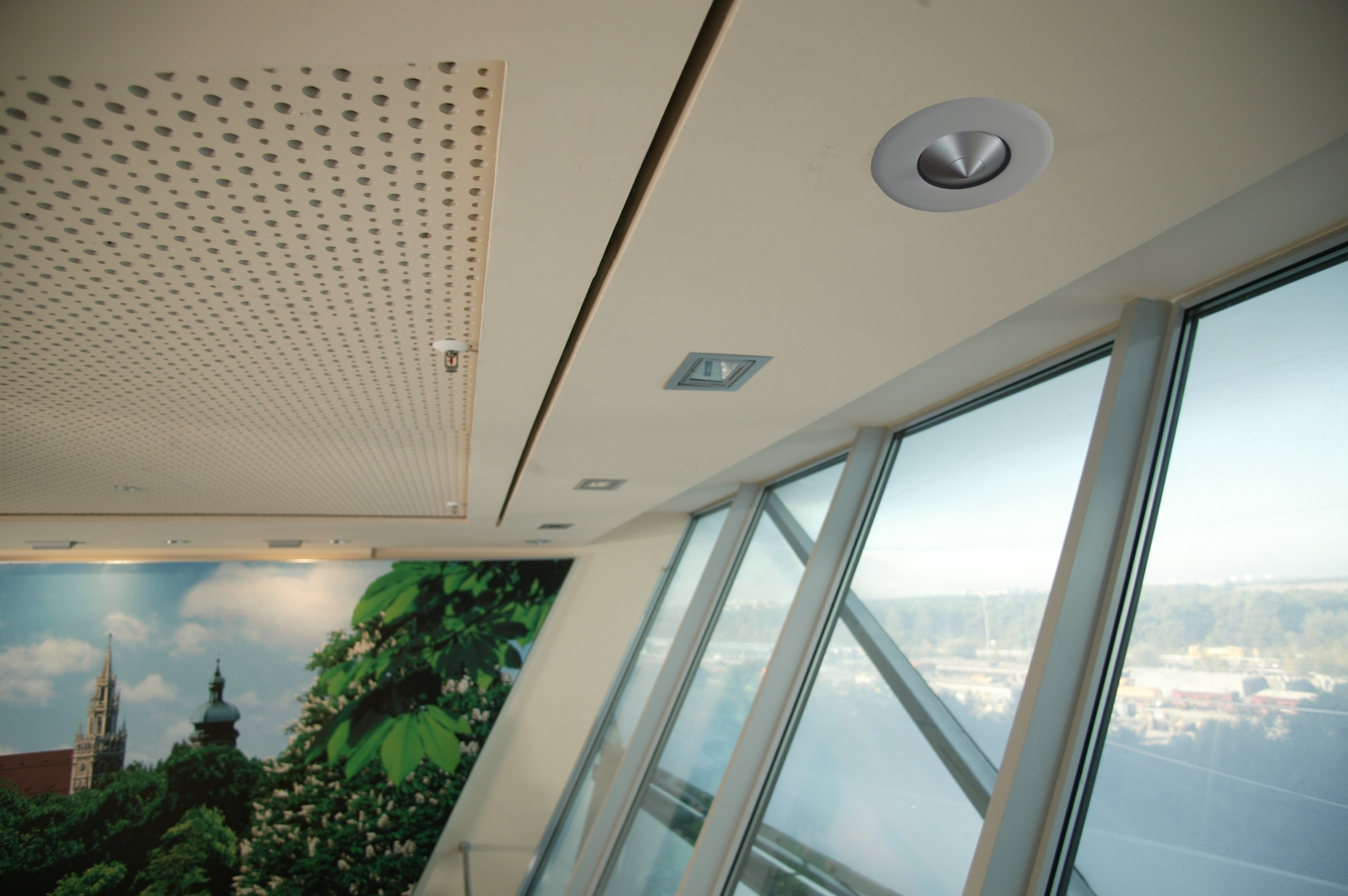 Our novelty of the year: CONO puro - the perfect speaker for ceiling installation